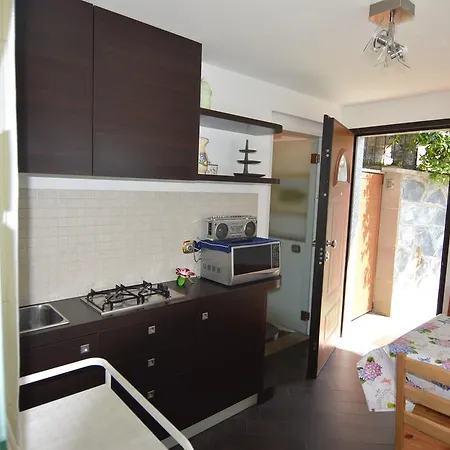 Little Dream House 아파트