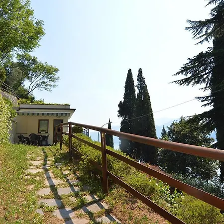 Little Dream House 아파트 바레나